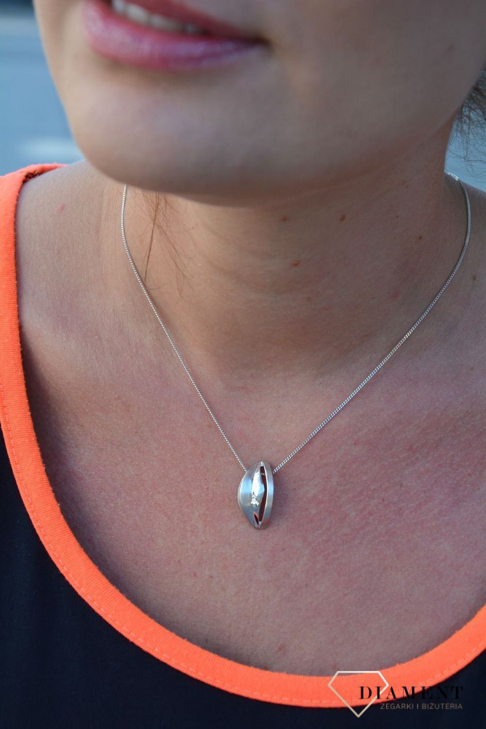 Srebrna zawieszka matowe i błyszczące połączenie DIA-ZAW-3188-925.jpg