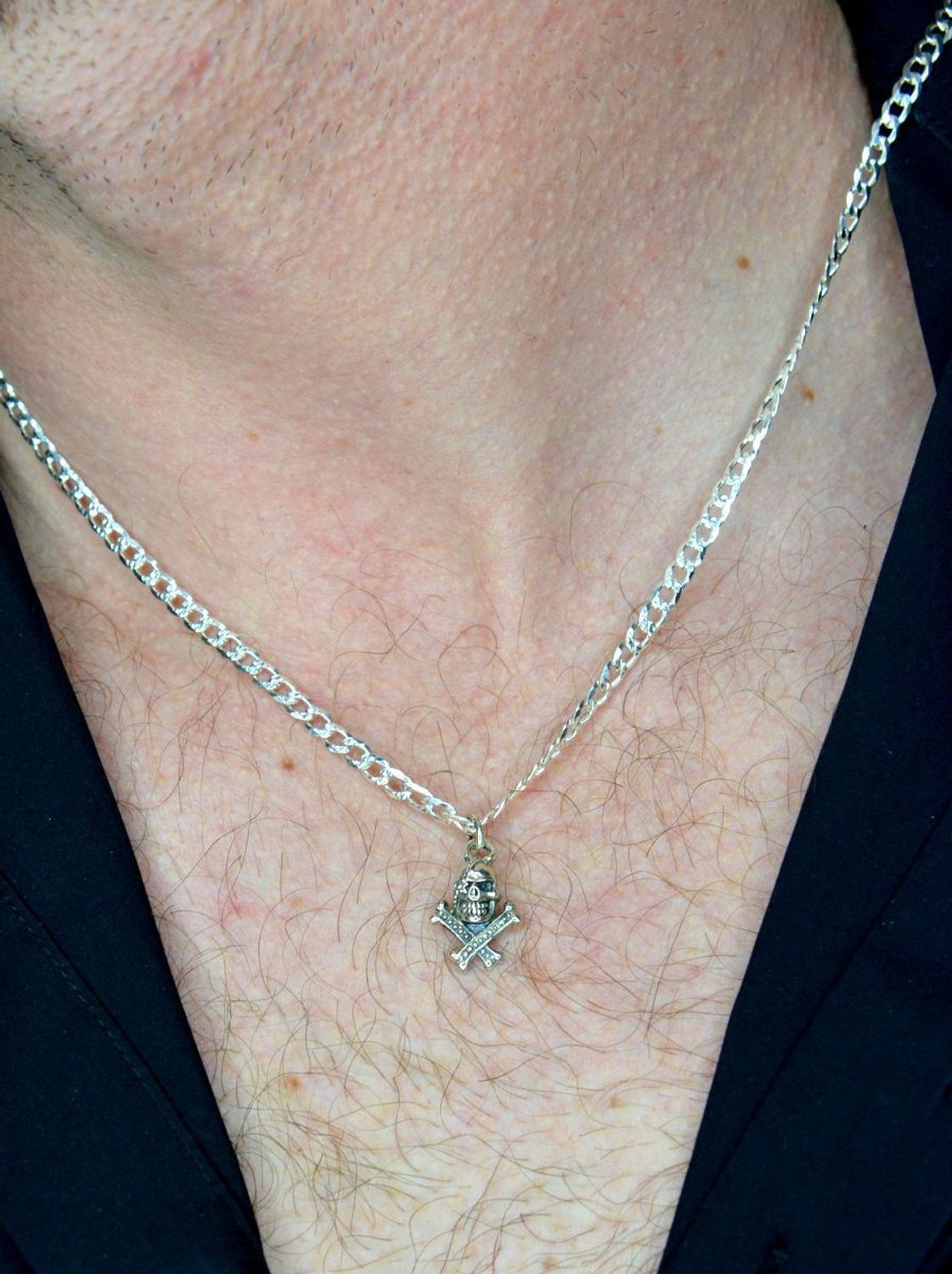 Srebrna zawieszka męska Pirat Czaszka DIA-ZAW-3190-925. Srebrna zawieszka męska. Srebrna zawieszka czaszka. Czaszka pirata męska. Zawieszka męska na prezent..jpg