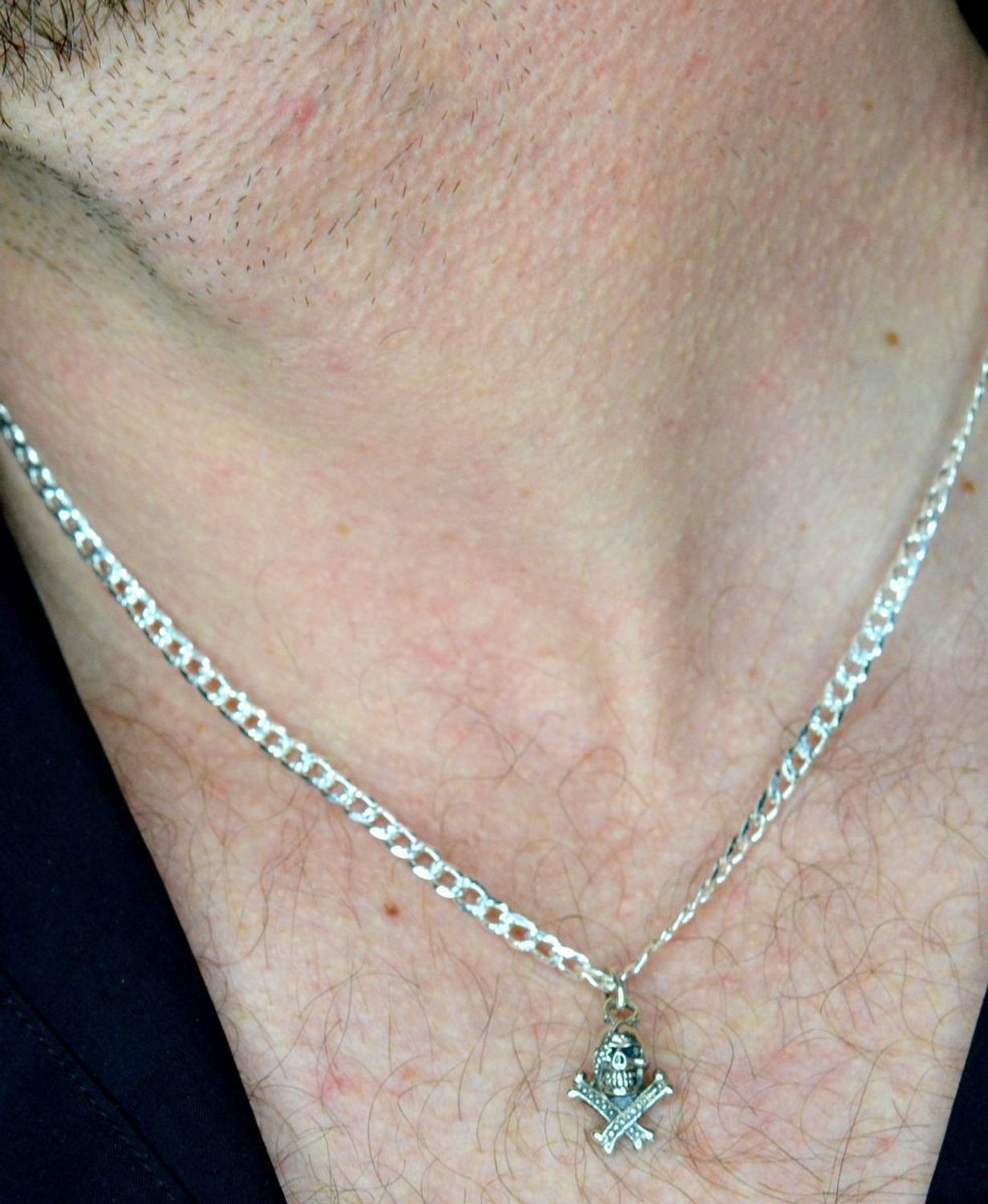 Srebrna zawieszka męska Pirat Czaszka DIA-ZAW-3190-925. Srebrna zawieszka męska. Srebrna zawieszka czaszka. Czaszka pirata męska. Zawieszka męska na prezent..jpg