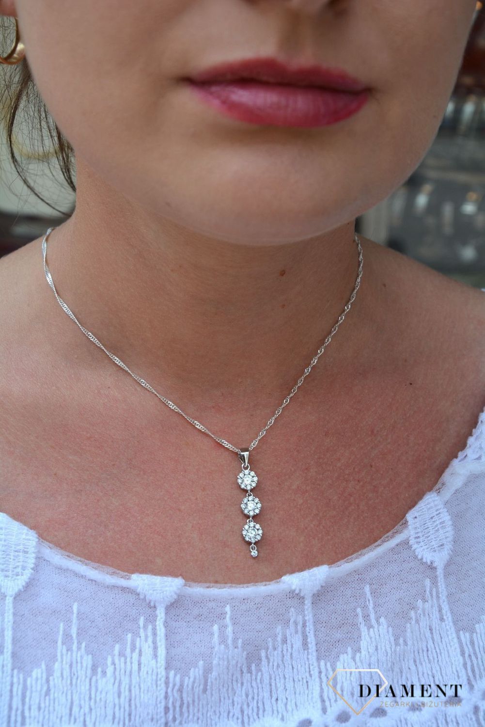 Zawieszka srebrna rząd cyrkonii DIA-ZAW-3213-925.jpg