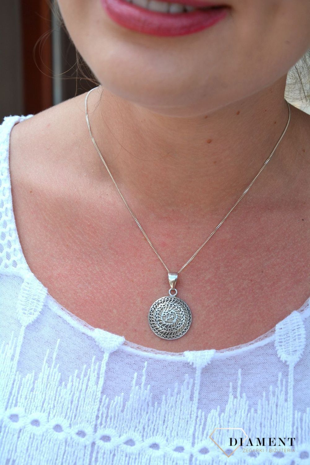 Zawieszka srebrna okrągła DIA-ZAW-3220-925.jpg