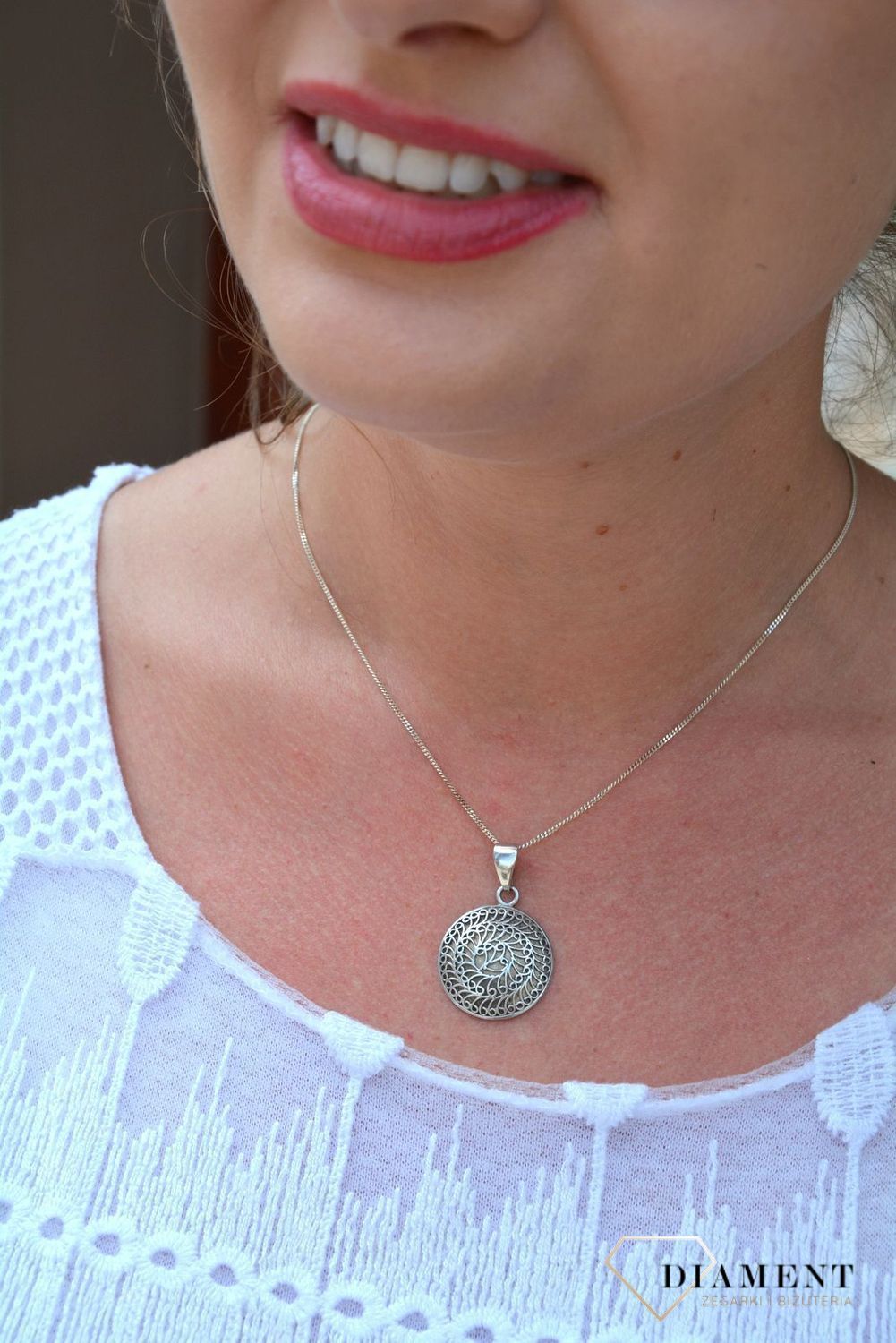 Zawieszka srebrna okrągła DIA-ZAW-3220-925.jpg