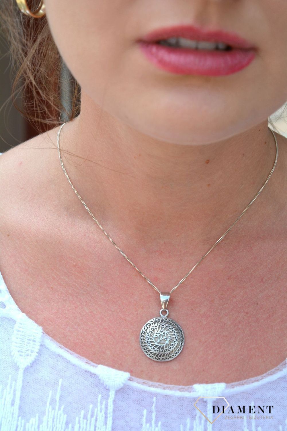 Zawieszka srebrna okrągła DIA-ZAW-3220-925.jpg