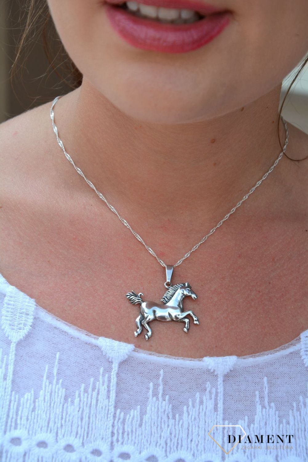 Zawieszka srebrna konik DIA-ZAW-3224-925.jpg