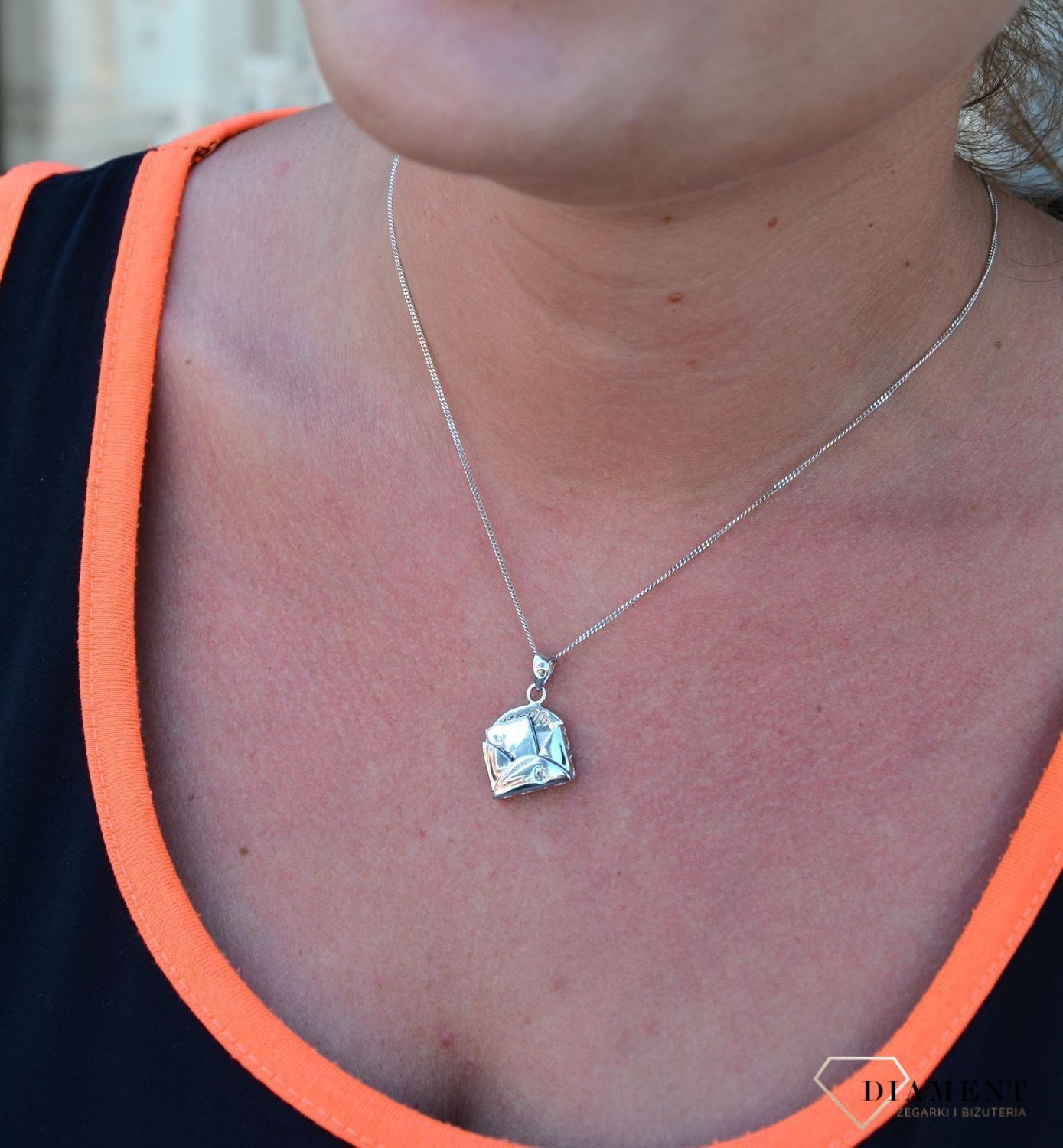 Srebrna zawieszka koperta z ruchomym listem DIA-ZAW-3227-925.jpg