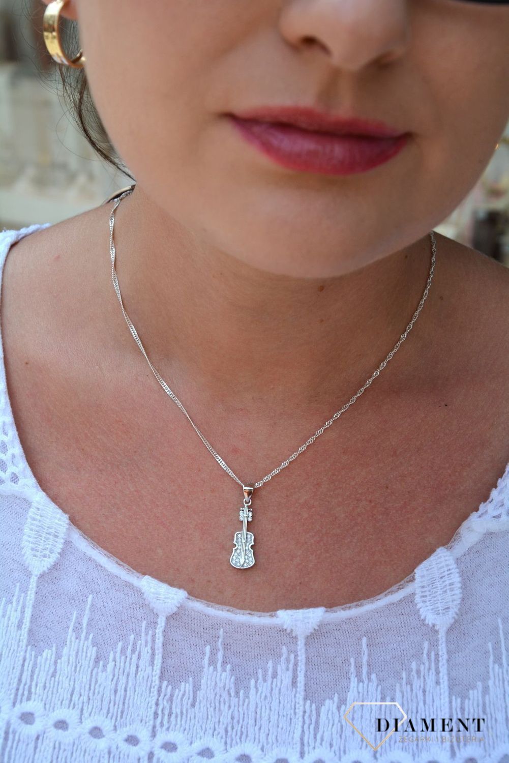 Zawieszka srebrna gitara z cyrkoniami DIA-ZAW-3229-925.jpg