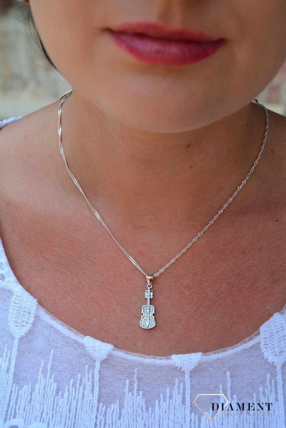 Zawieszka srebrna gitara z cyrkoniami DIA-ZAW-3229-925.jpg