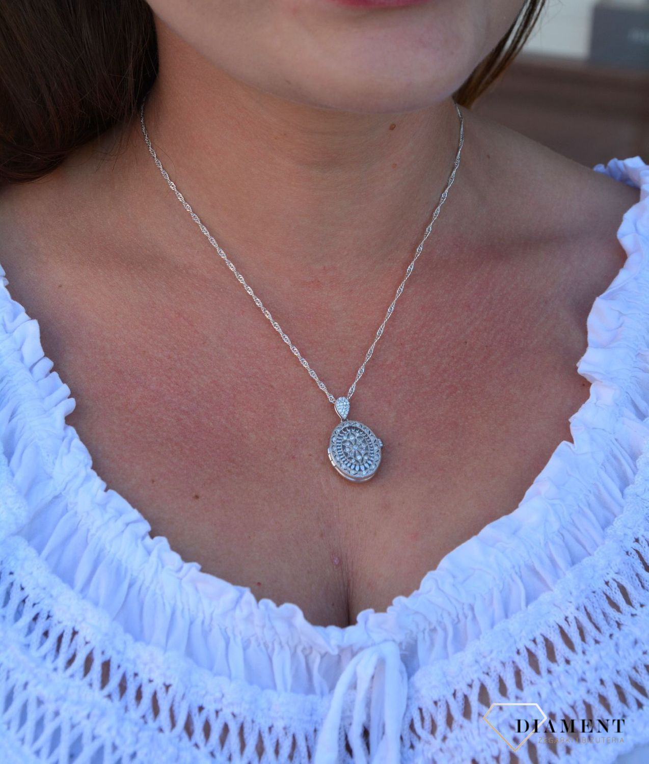 Srebrna zawieszka ozdobne puzderko w cyrkonie DIA-ZAW-3260-925.jpg