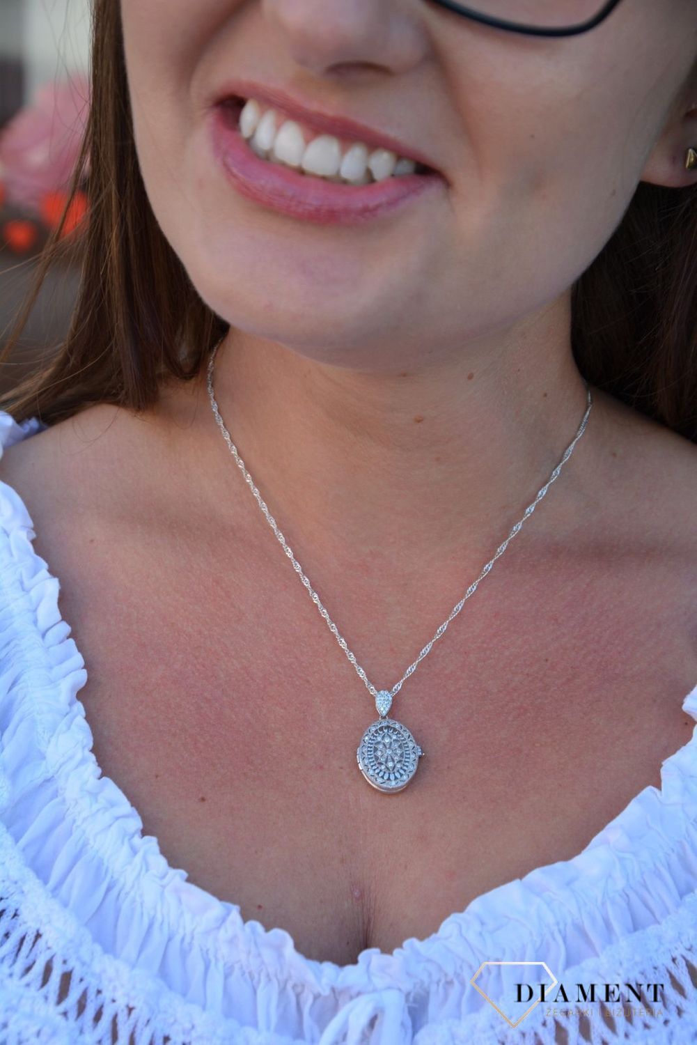 Srebrna zawieszka ozdobne puzderko w cyrkonie DIA-ZAW-3260-925.jpg