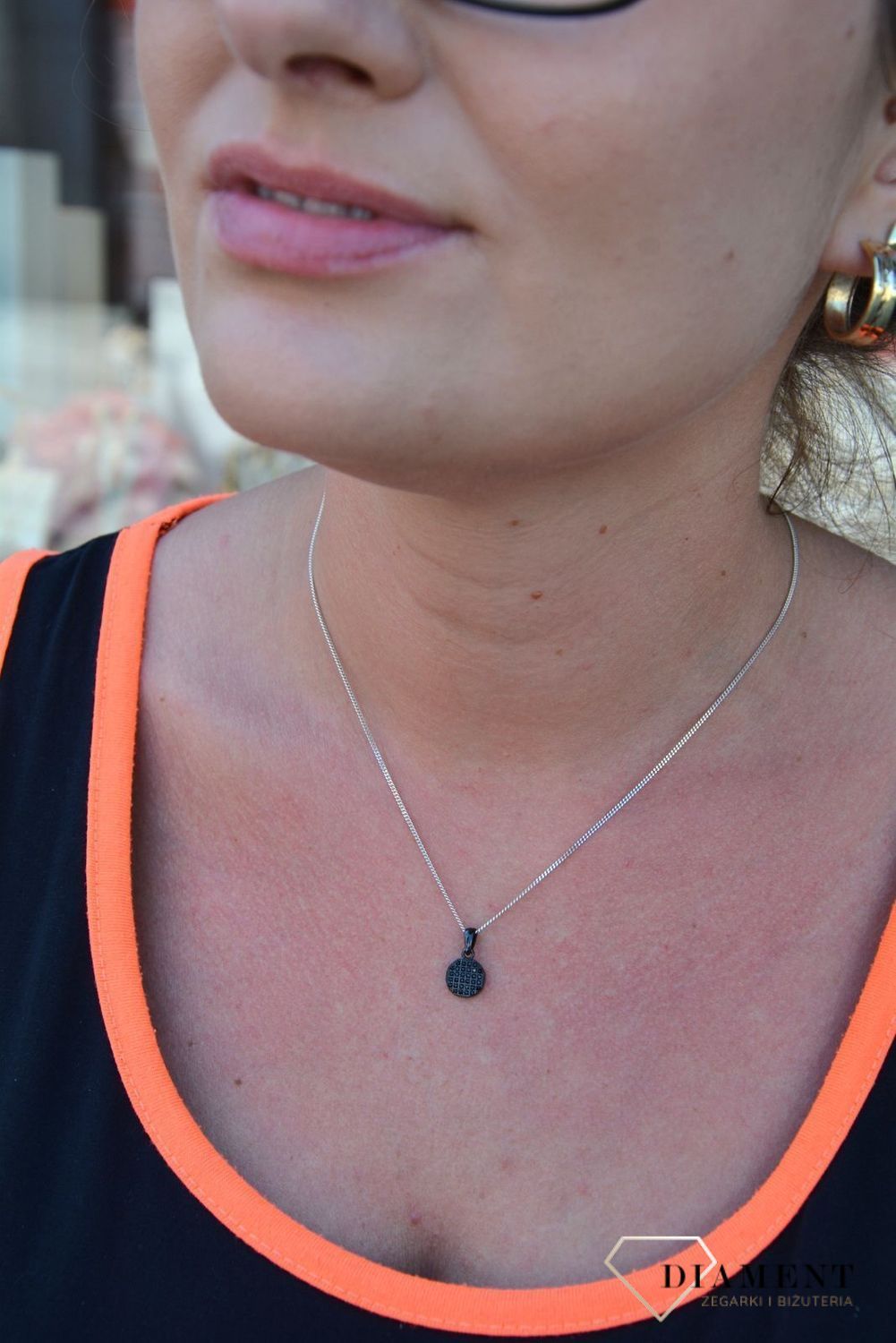 Srebrna zawieszka kółko z czarną cyrkonią DIA-ZAW-3337-925.jpg