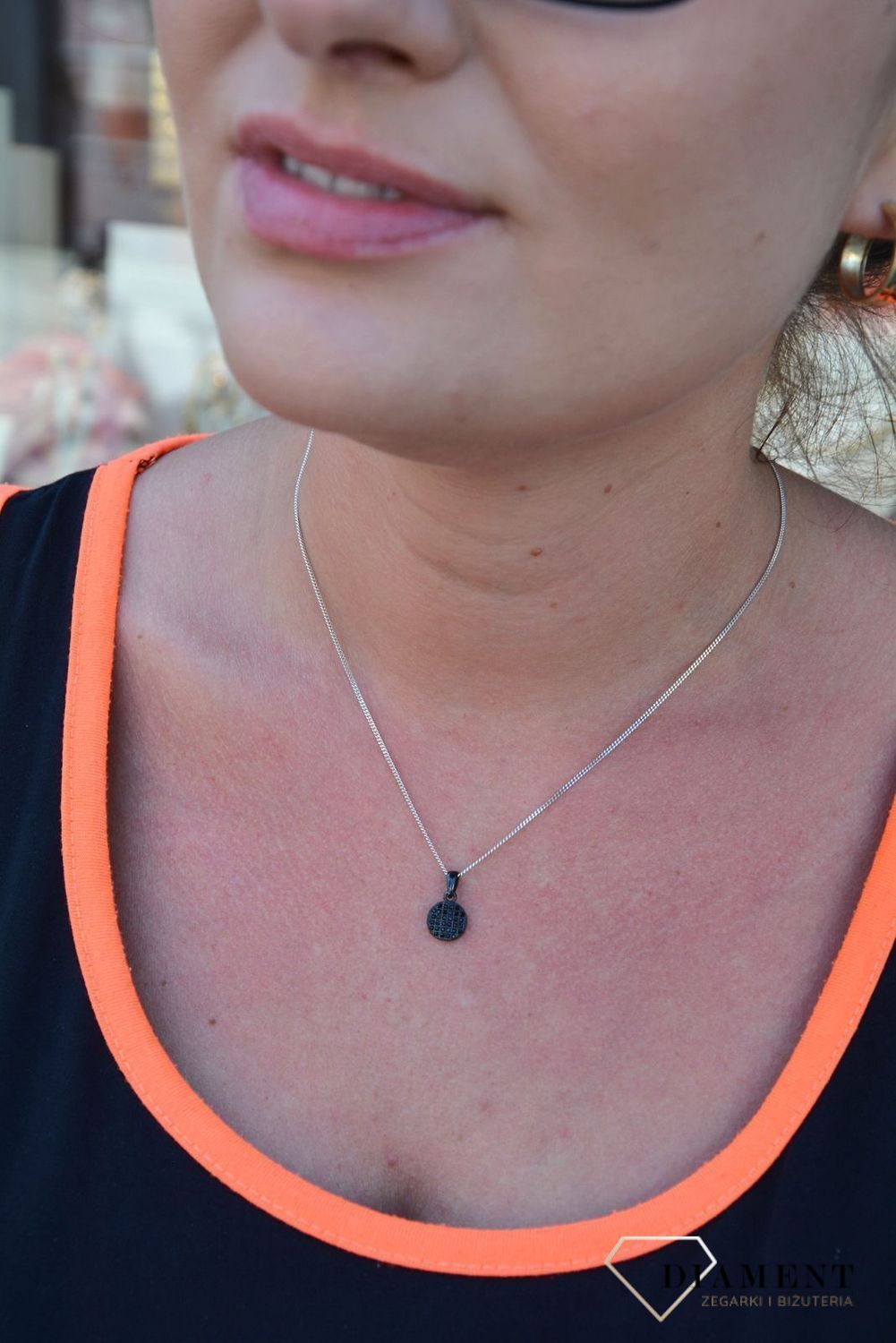 Srebrna zawieszka kółko z czarną cyrkonią DIA-ZAW-3337-925.jpg