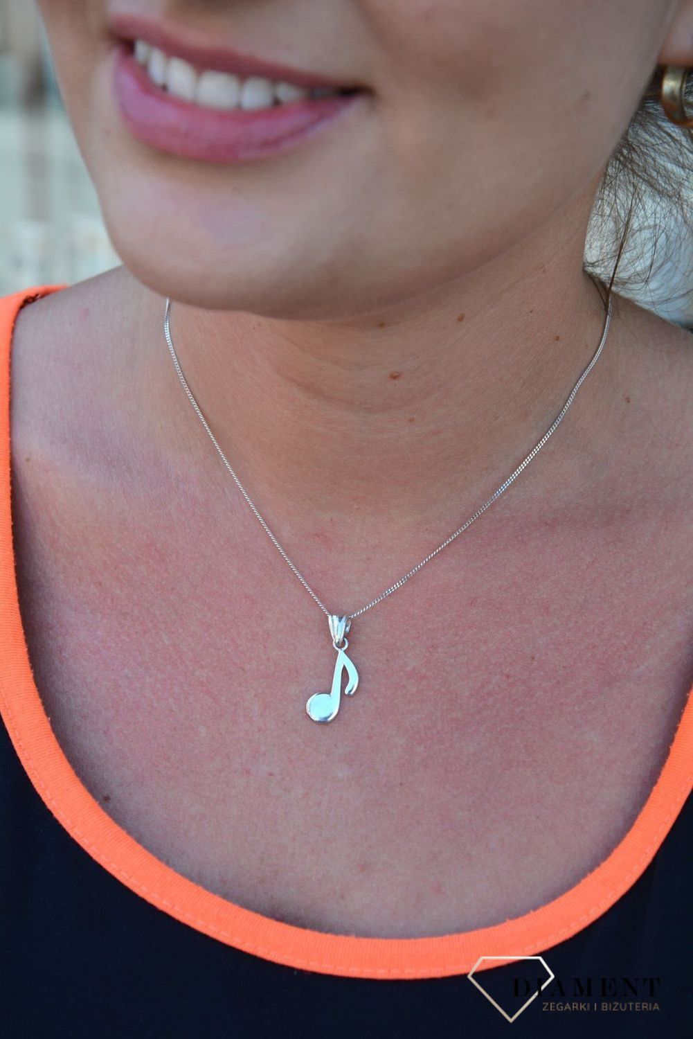 Srebrna zawieszka w kształcie nutki DIA-ZAW-3341-925.jpg