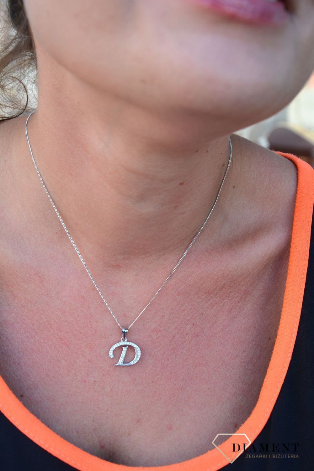 Srebrna zawieszka Literka D z cyrkoniami DIA-ZAW-3530D-925.jpg