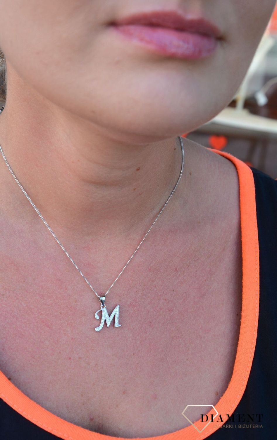 Srebrna zawieszka Literka M z cyrkoniami DIA-ZAW-3530M-925.jpg