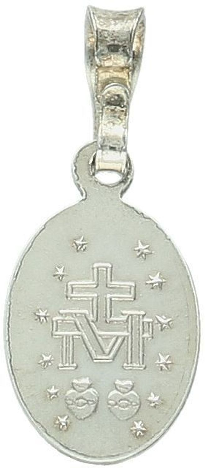 Medalik srebrny owalny z wizerunkiem Jezusa, DIA-ZAW-3735-925, próba 925. Waga 1,10 g, rozmiar 2,3 × 1,0 cm. Piękny symbol wiary i duchowej ochrony.1.jpg