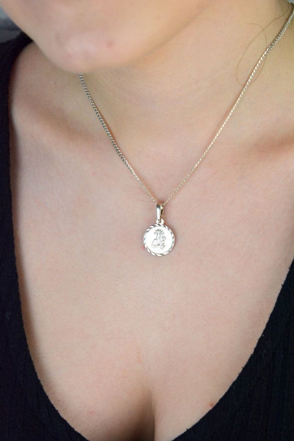 Okrągły srebrny medalik z wizerunkiem DIA-ZAW-3736-925 – Srebro 925  2,5 cm  1,80 g.jpg