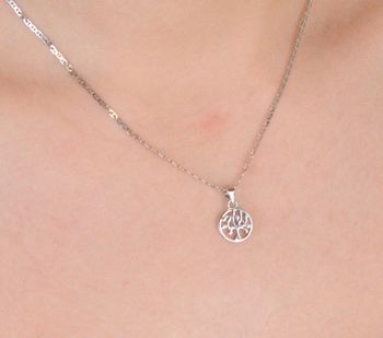 Zawieszka srebrna próba 925, drzewko szczęścia w kółeczku DIA-ZAW-37825-925 Ta elegancka zawieszka srebrna została wykonana z wysokiej jakości srebra próby 925 (5).JPG