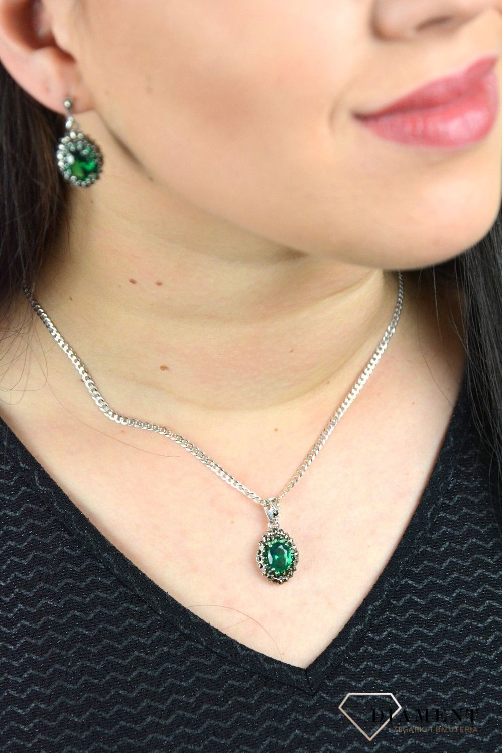 Srebrna zawieszka szmaragdowa cyrkonia i markazyty DIA-ZAW-3949-925.jpg
