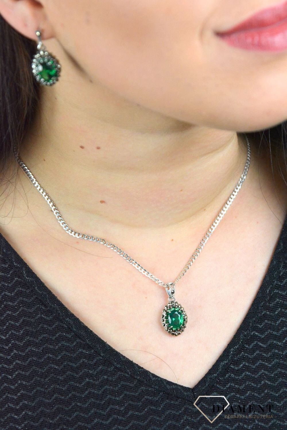 Srebrna zawieszka szmaragdowa cyrkonia i markazyty DIA-ZAW-3949-925.jpg