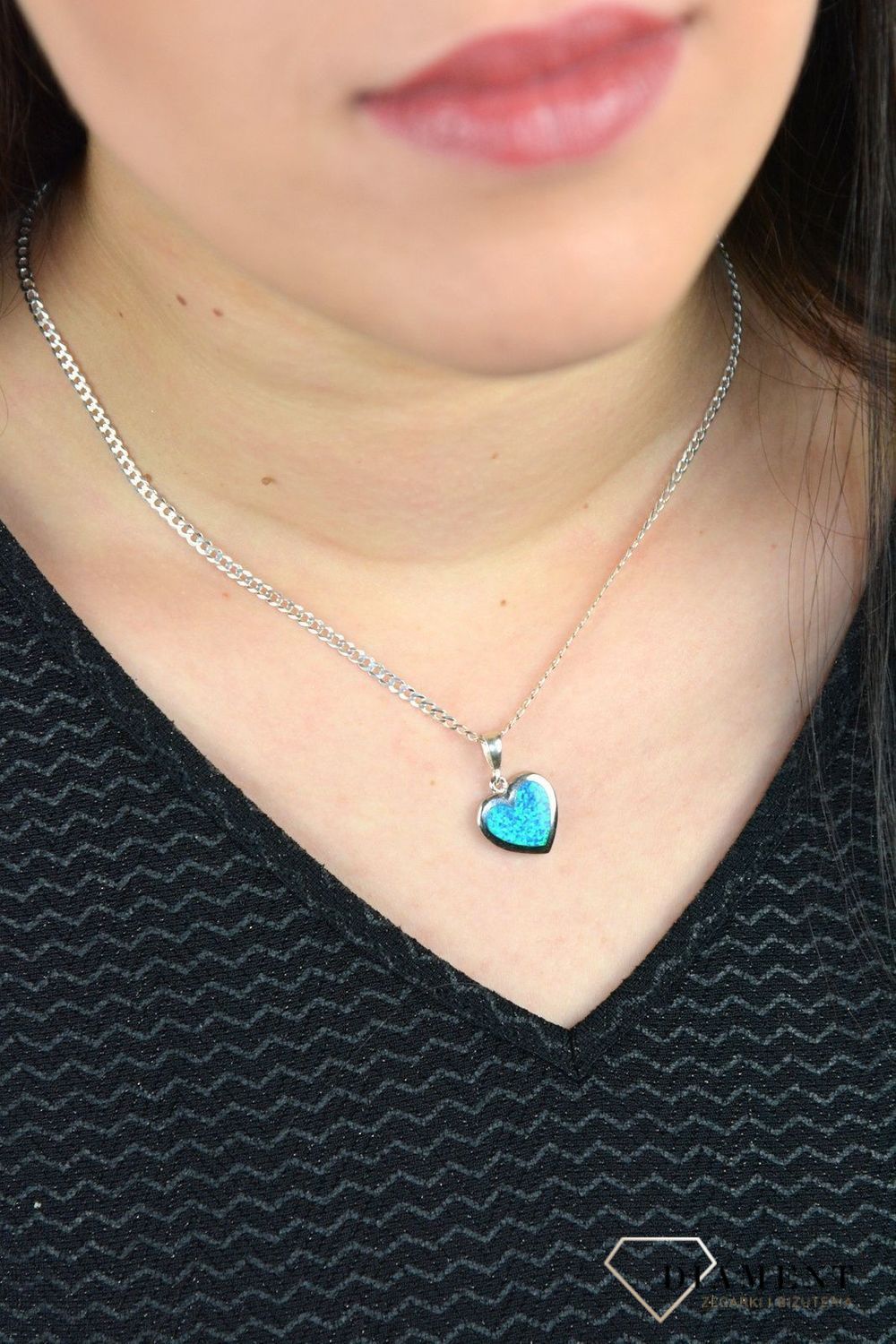 Srebrna zawieszka w kształcie serca ozdobiona opalem DIA-ZAW-3951-925.jpg