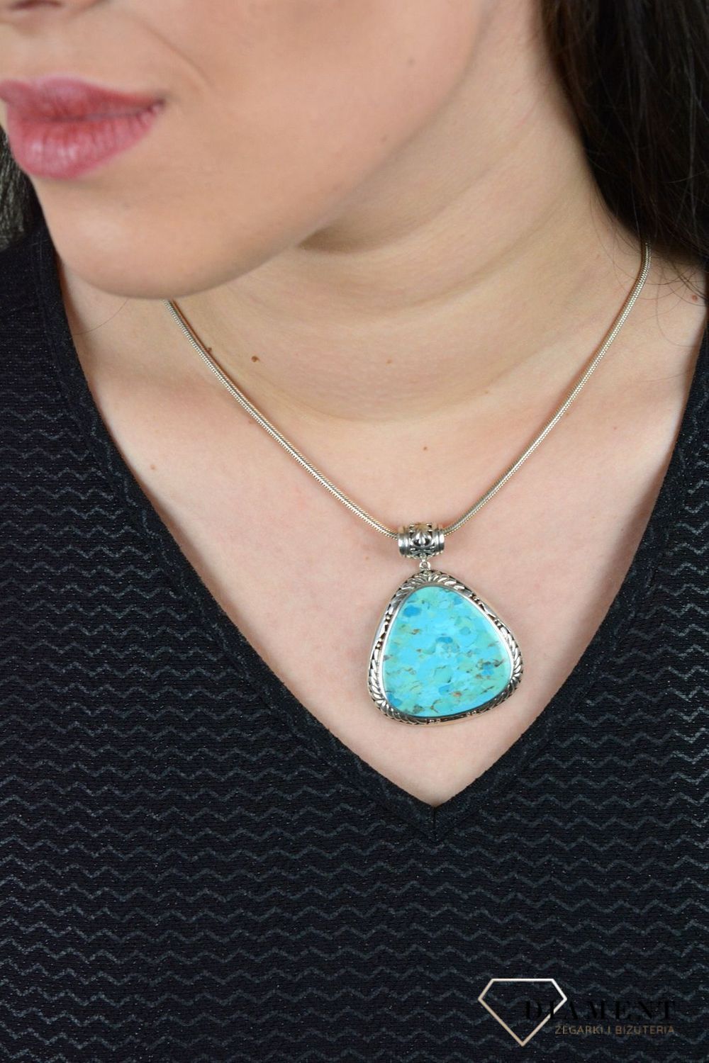 Duża srebrna zawieszka ozdobiona turkusem i wzorem ze srebra DIA-ZAW-3955-925.jpg