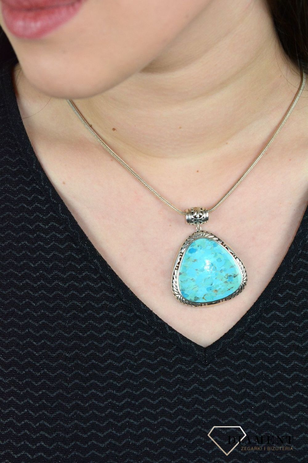 Duża srebrna zawieszka ozdobiona turkusem i wzorem ze srebra DIA-ZAW-3955-925.jpg