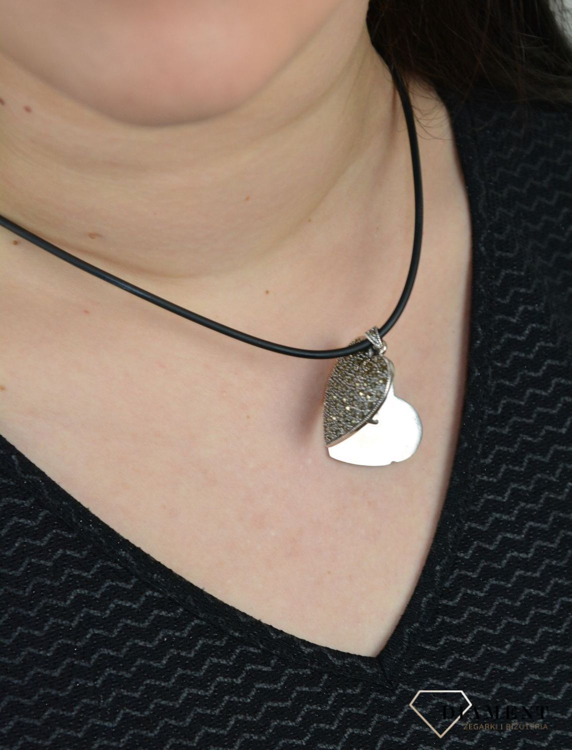 Srebrna zawieszka serce z markazytami Puzderko DIA-ZAW-3956-925.jpg