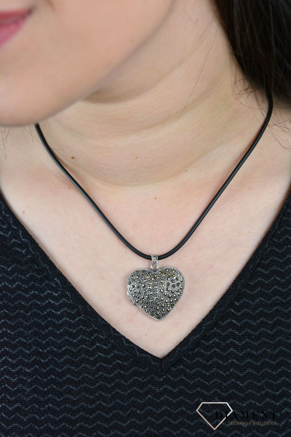 Srebrna zawieszka serce z markazytami Puzderko DIA-ZAW-3956-925.jpg