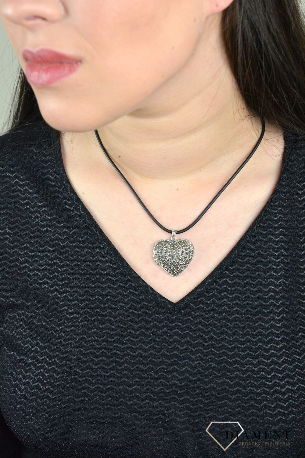 Srebrna zawieszka serce z markazytami Puzderko DIA-ZAW-3956-925.jpg