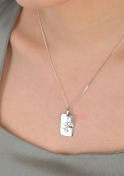 Zawieszka srebrna próba 925 waga DIA-ZAW-3975-WAGA-925 Elegancka zawieszka srebrna z symbolem Wagi, wykonana z srebra próby 925, to doskonała biżuteria dla osób urodzonych pod tym znakiem zodiaku (3).JPG