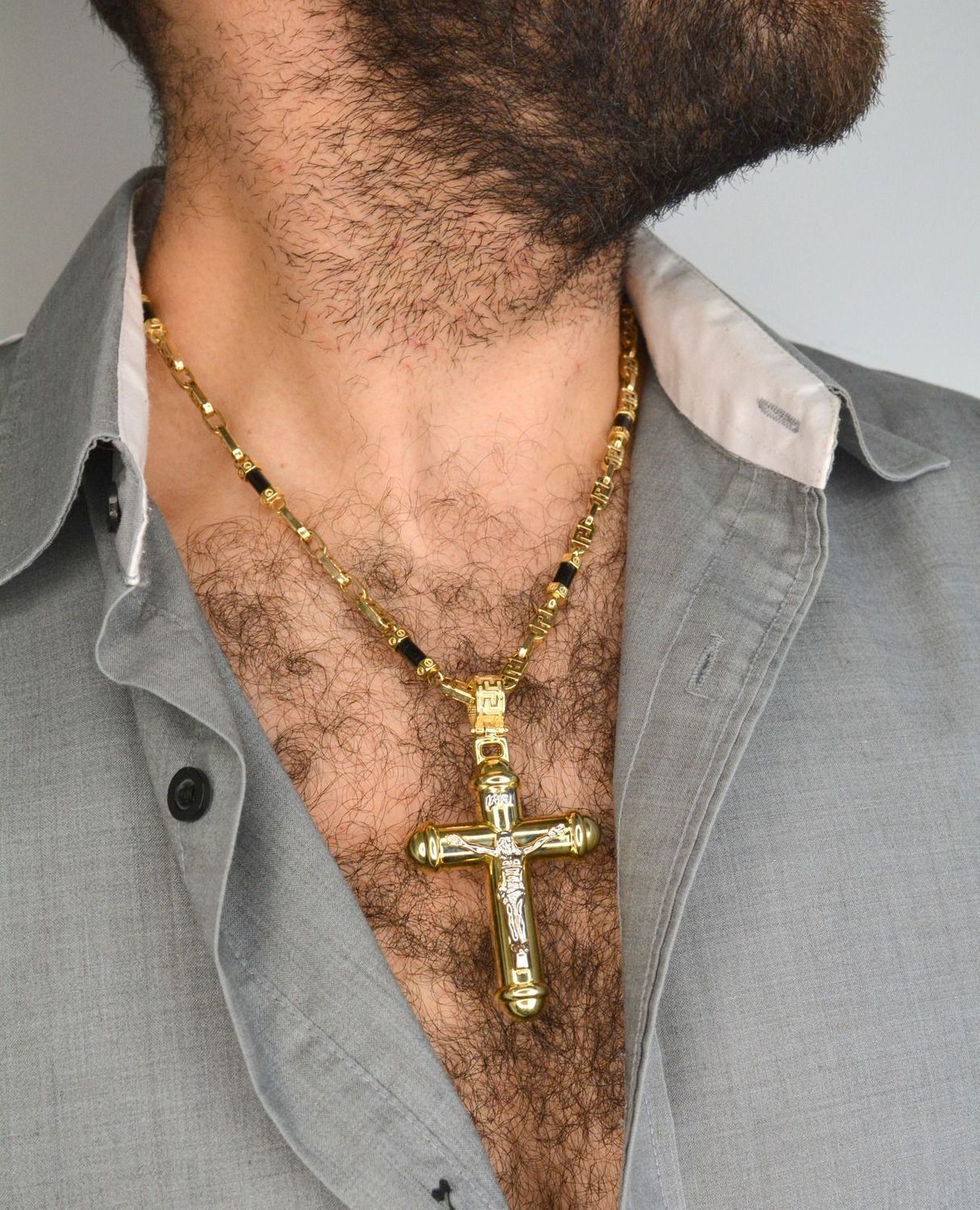 Duży złoty krzyż z wizerunkiem białe złoto DIA-ZAW-4194-585.jpg