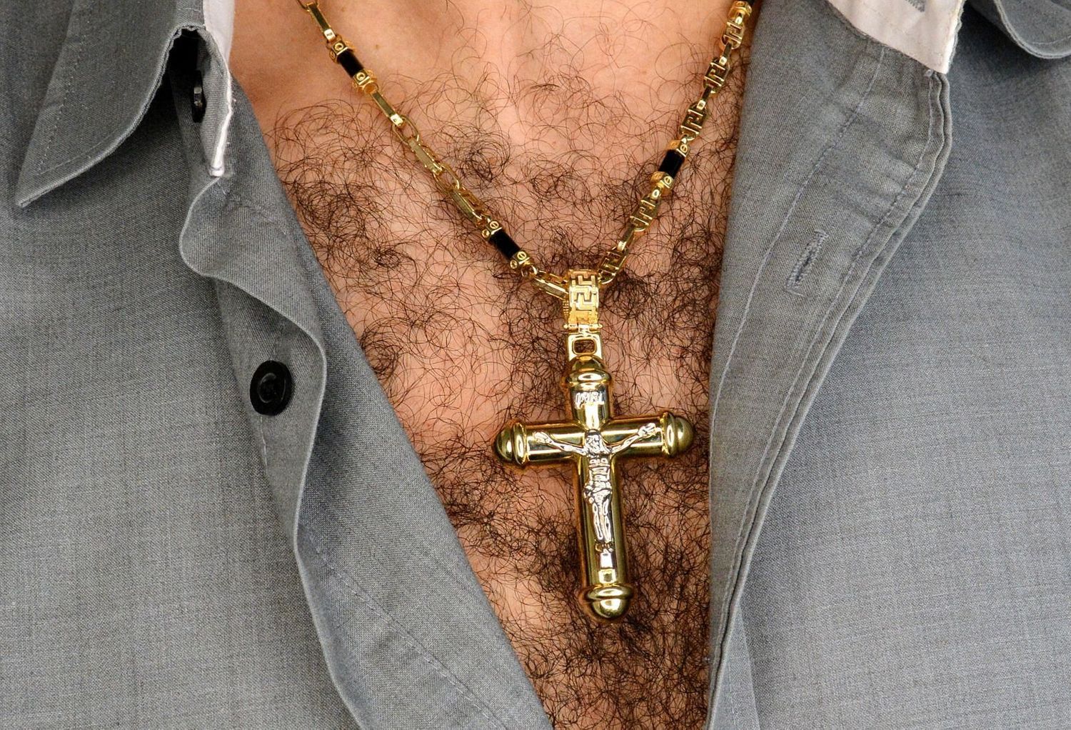 Duży złoty krzyż z wizerunkiem białe złoto DIA-ZAW-4194-585.jpg