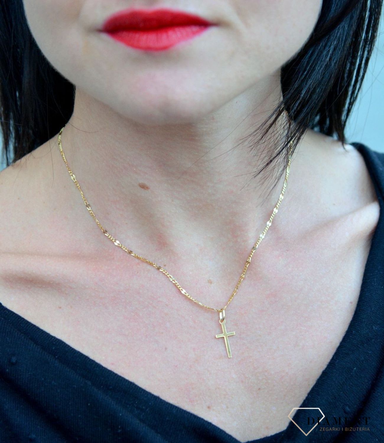 Złota zawieszka 585 gładki krzyżyk DIA-ZAW-4200-585.jpg