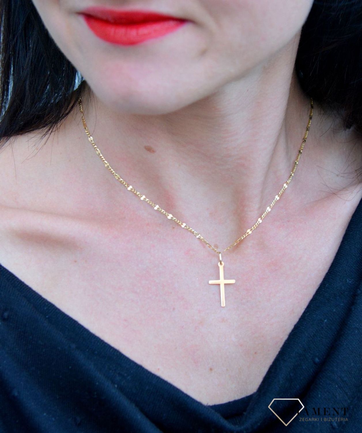 Złota zawieszka 585 gładki krzyżyk DIA-ZAW-4201-585.jpg
