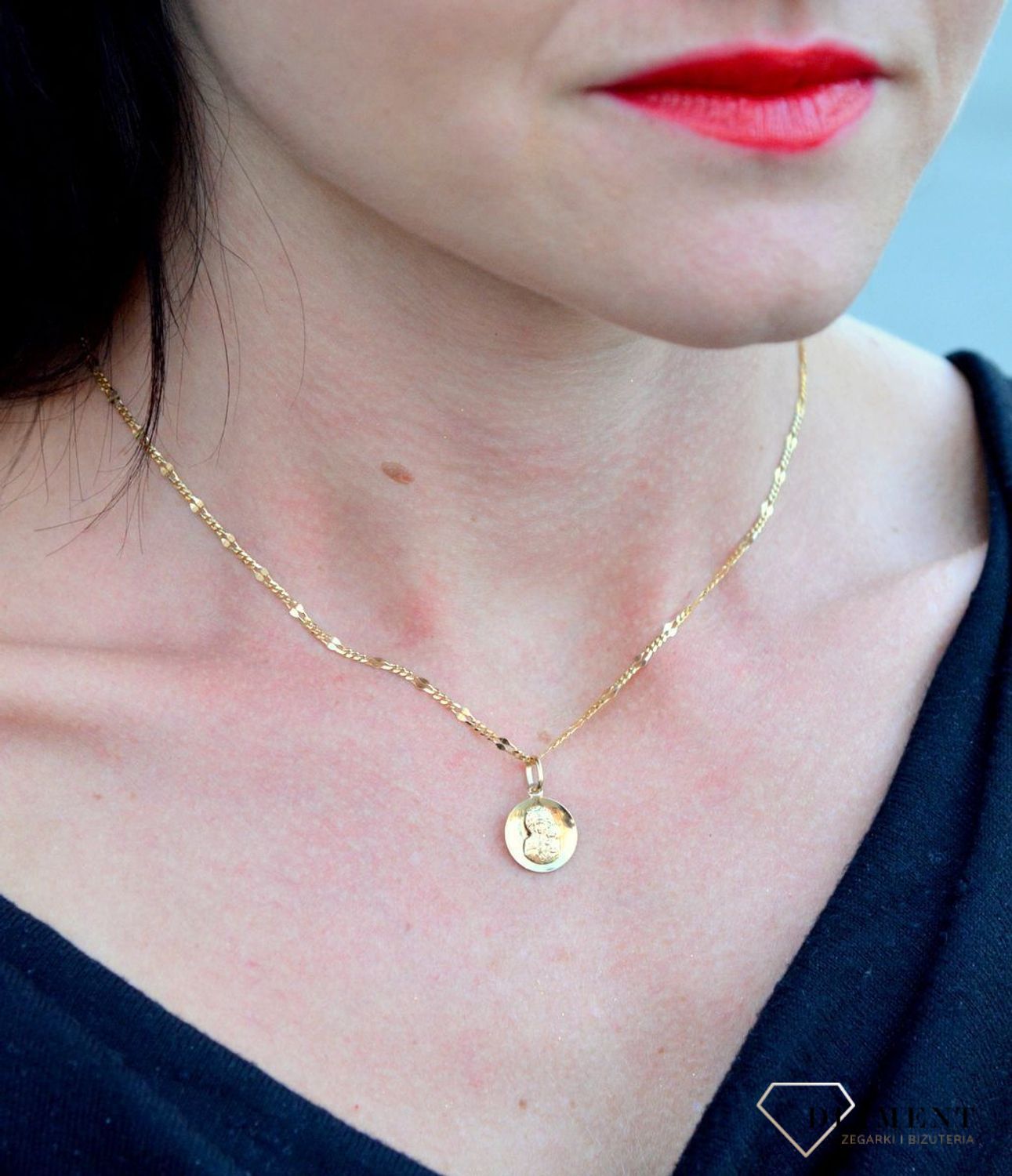 Złota zawieszka okrągły medalik 'Matka Boska Częstochowska' DIA-ZAW-4202-585.jpg