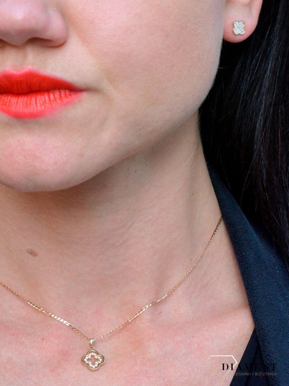 Złota zawieszka koniczynka z błyszczącą białą cyrkonią DIA-ZAW-4282-585.jpg