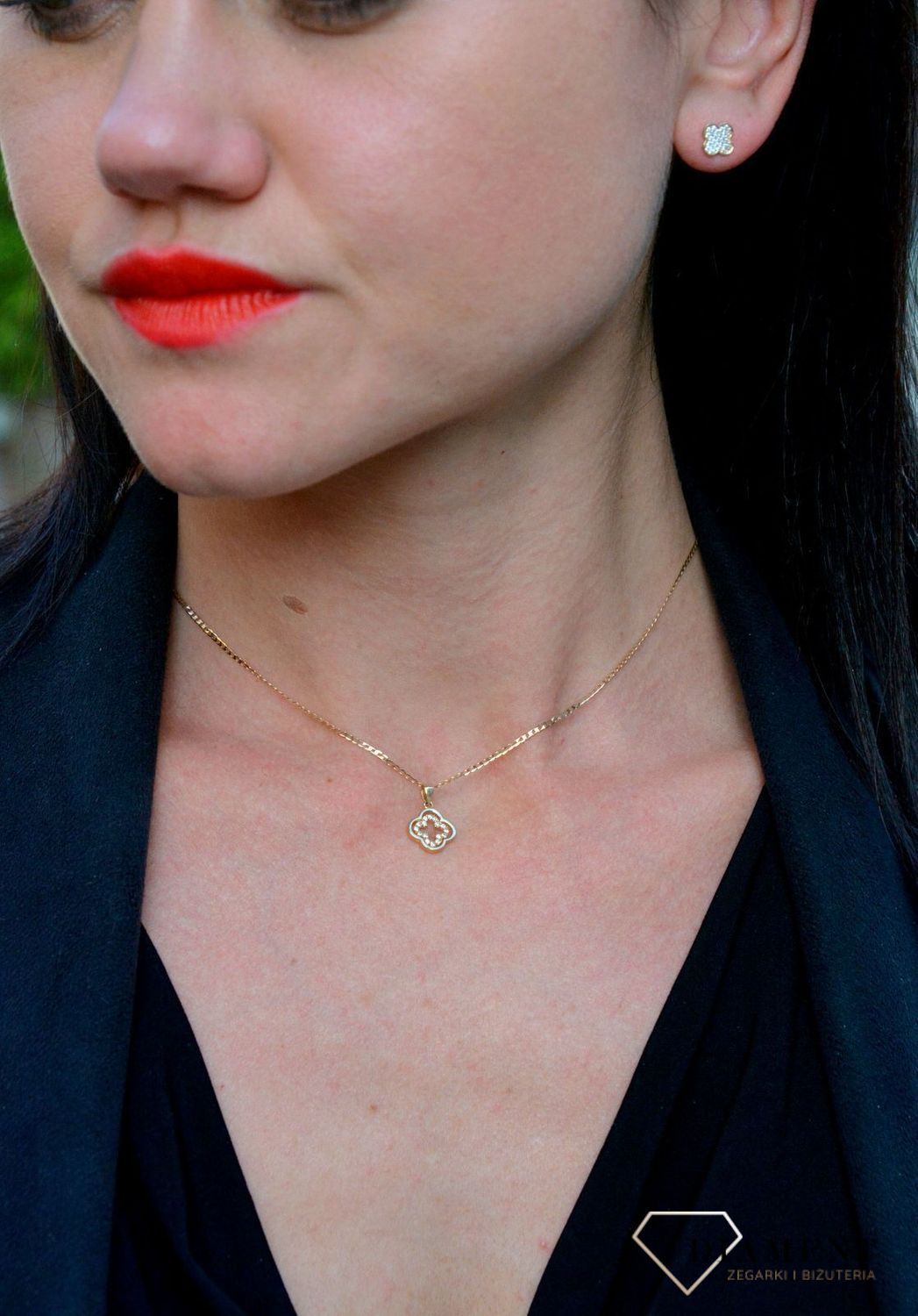 Złota zawieszka koniczynka z błyszczącą białą cyrkonią DIA-ZAW-4282-585.jpg