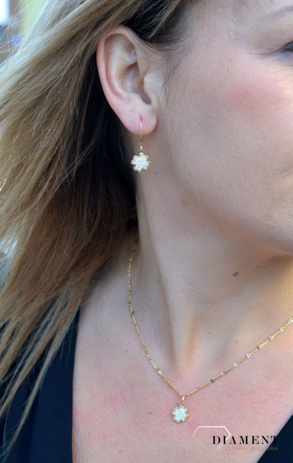 Złota zawieszka w kształcie koniczynki z cyrkonią DIA-ZAW-4313-585.jpg