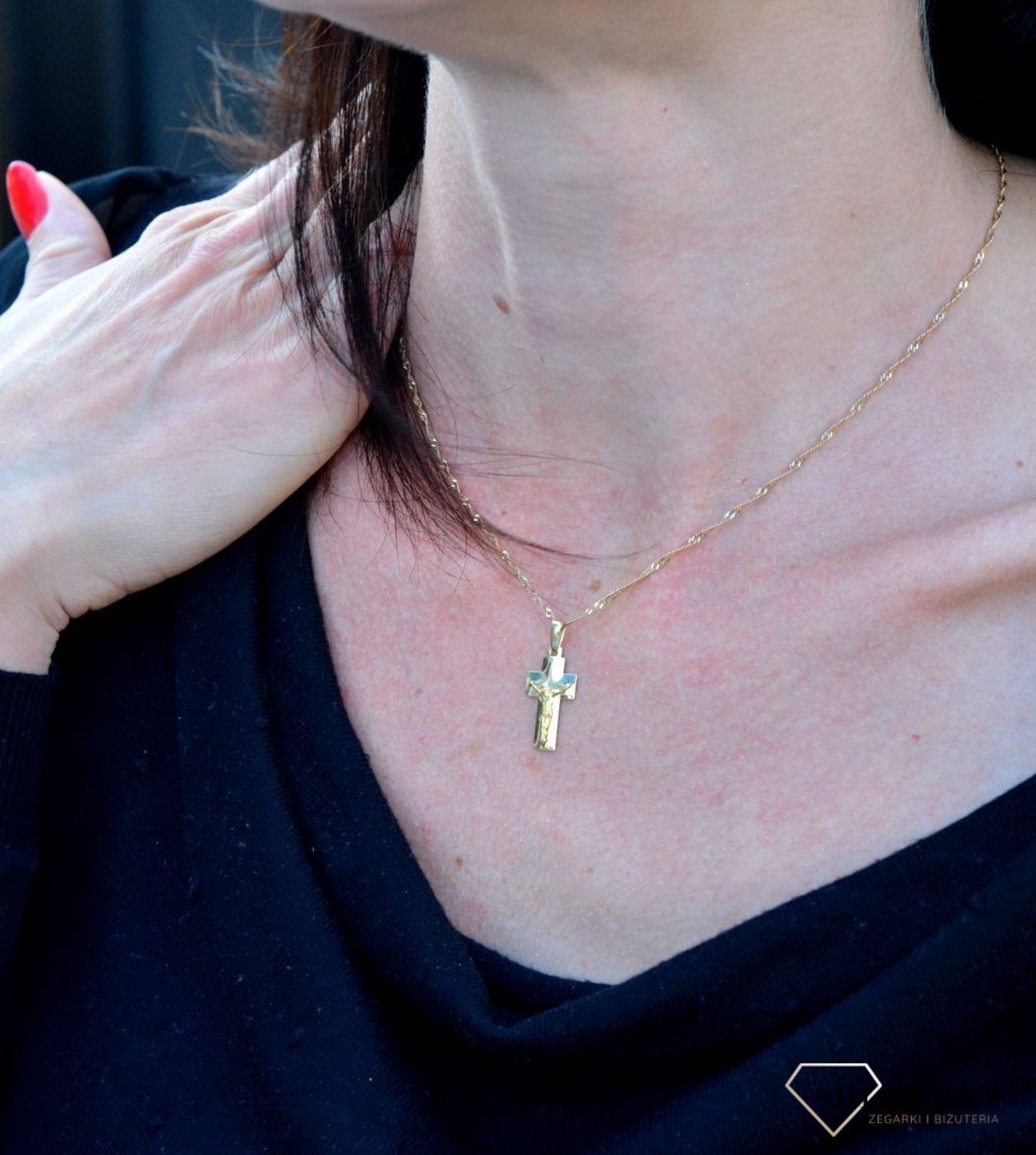 Złota zawieszka krzyżyk z wizerunkiem DIA-ZAW-4368-585.jpg