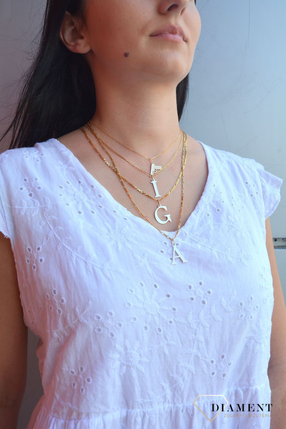 Złota zawieszka literka P 2 cm DIA-ZAW-4402P-585.jpg