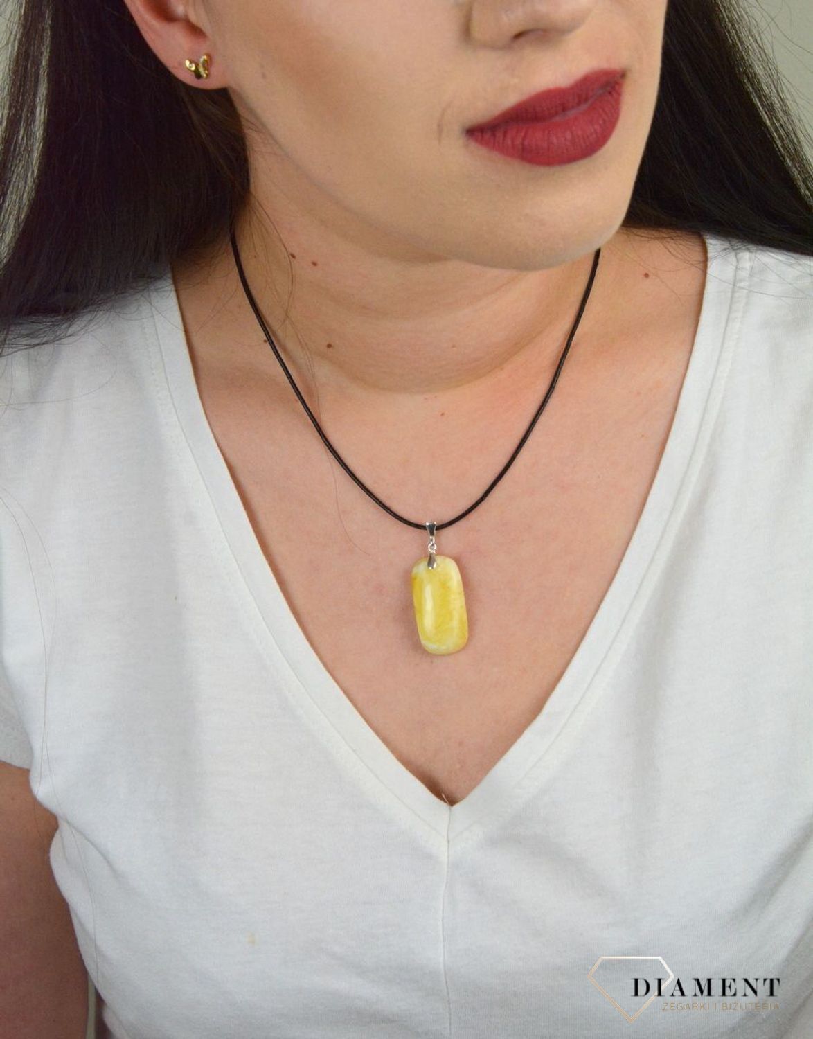 Zawieszka srebrna z bursztynem w kolorze mlecznym DIA-ZAW-4539-925.jpg