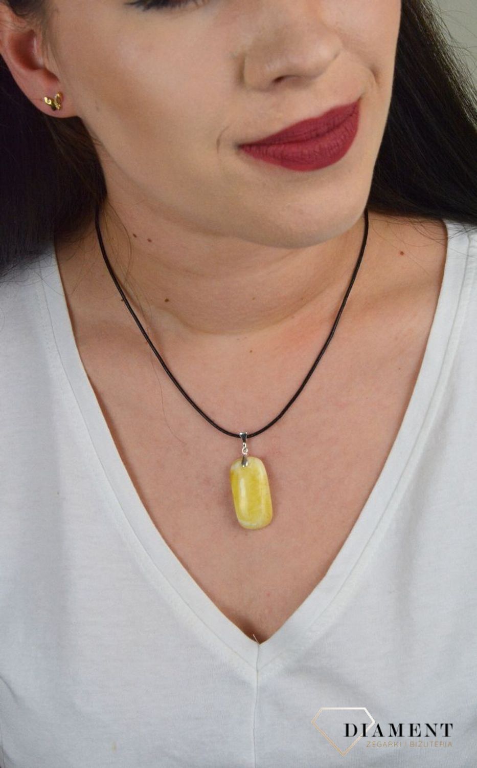 Zawieszka srebrna z bursztynem w kolorze mlecznym DIA-ZAW-4539-925.jpg