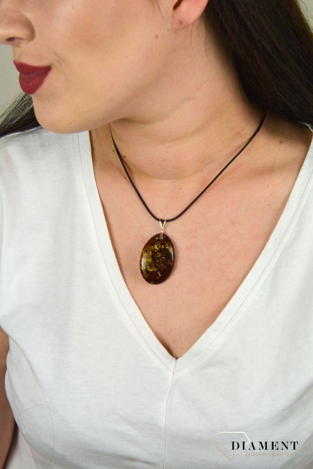 Srebrna zawieszka duża z bursztynem DIA-ZAW-4551-925.jpg