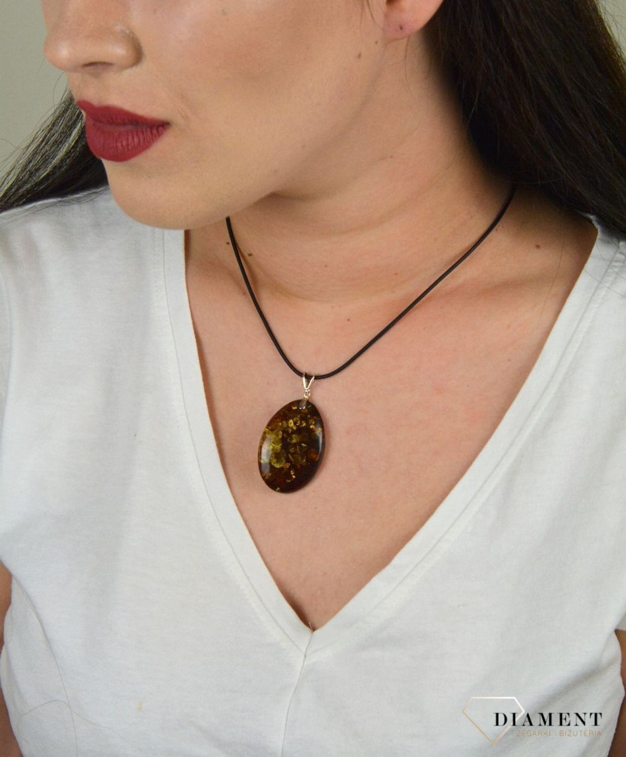 Srebrna zawieszka duża z bursztynem DIA-ZAW-4551-925.jpg