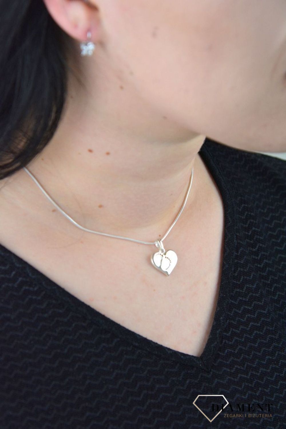 Srebra zawieszka serce ze stópkami DIA-ZAW-4600-925.jpg