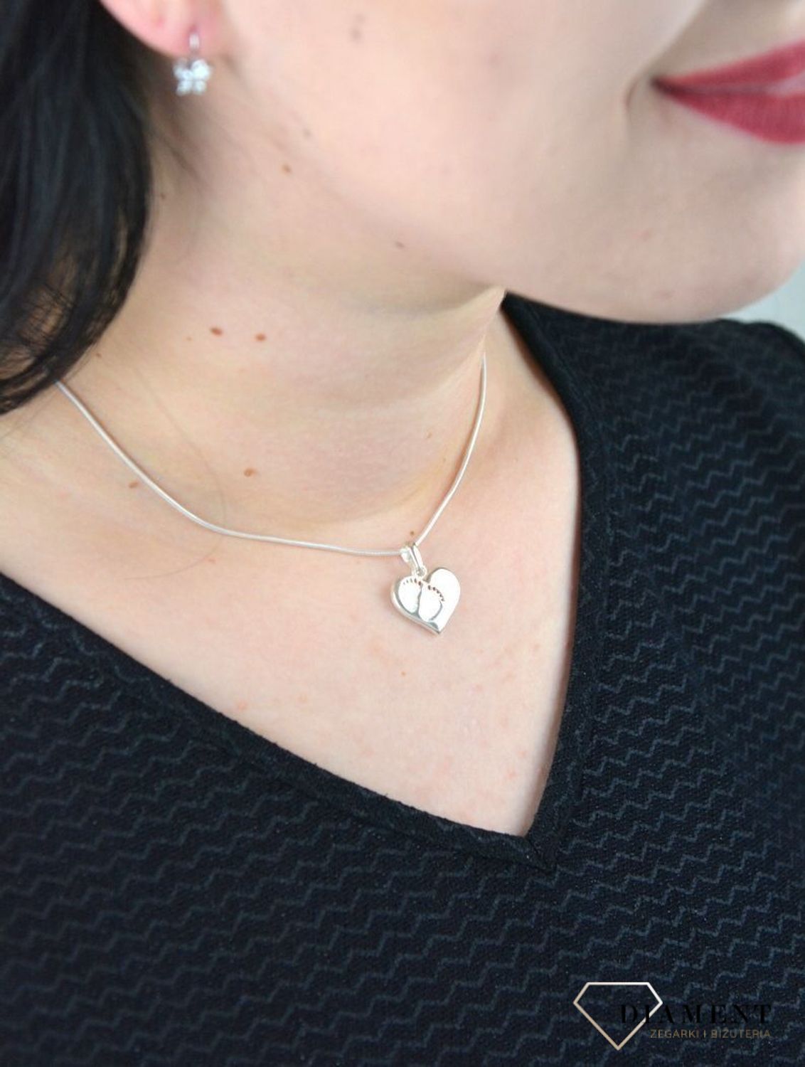 Srebra zawieszka serce ze stópkami DIA-ZAW-4600-925.jpg