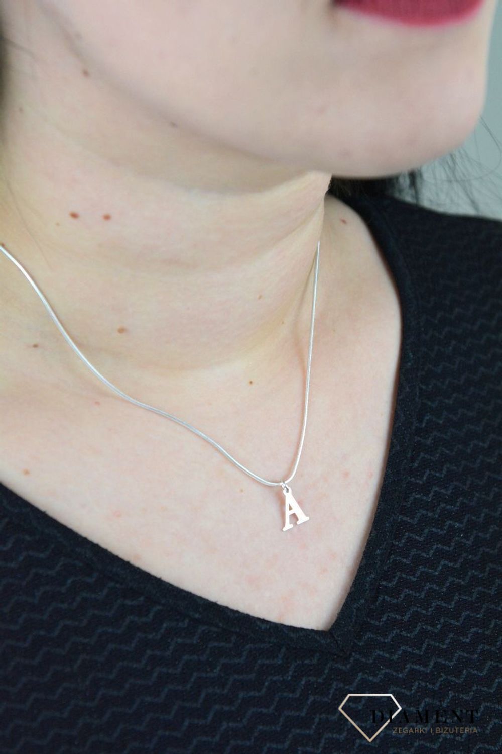 Srebrna zawieszka literka A 1 cm, 925 DIA-ZAW-4611A-925.jpg