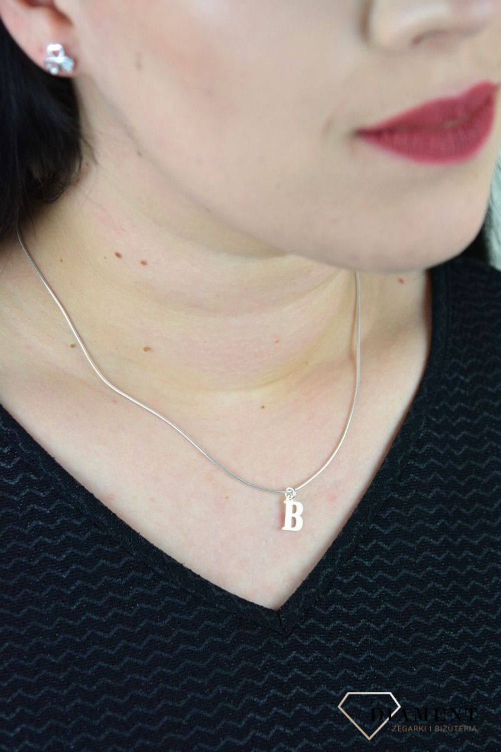 Srebrna zawieszka literka B 1 cm, 925 DIA-ZAW-4611B-925.jpg