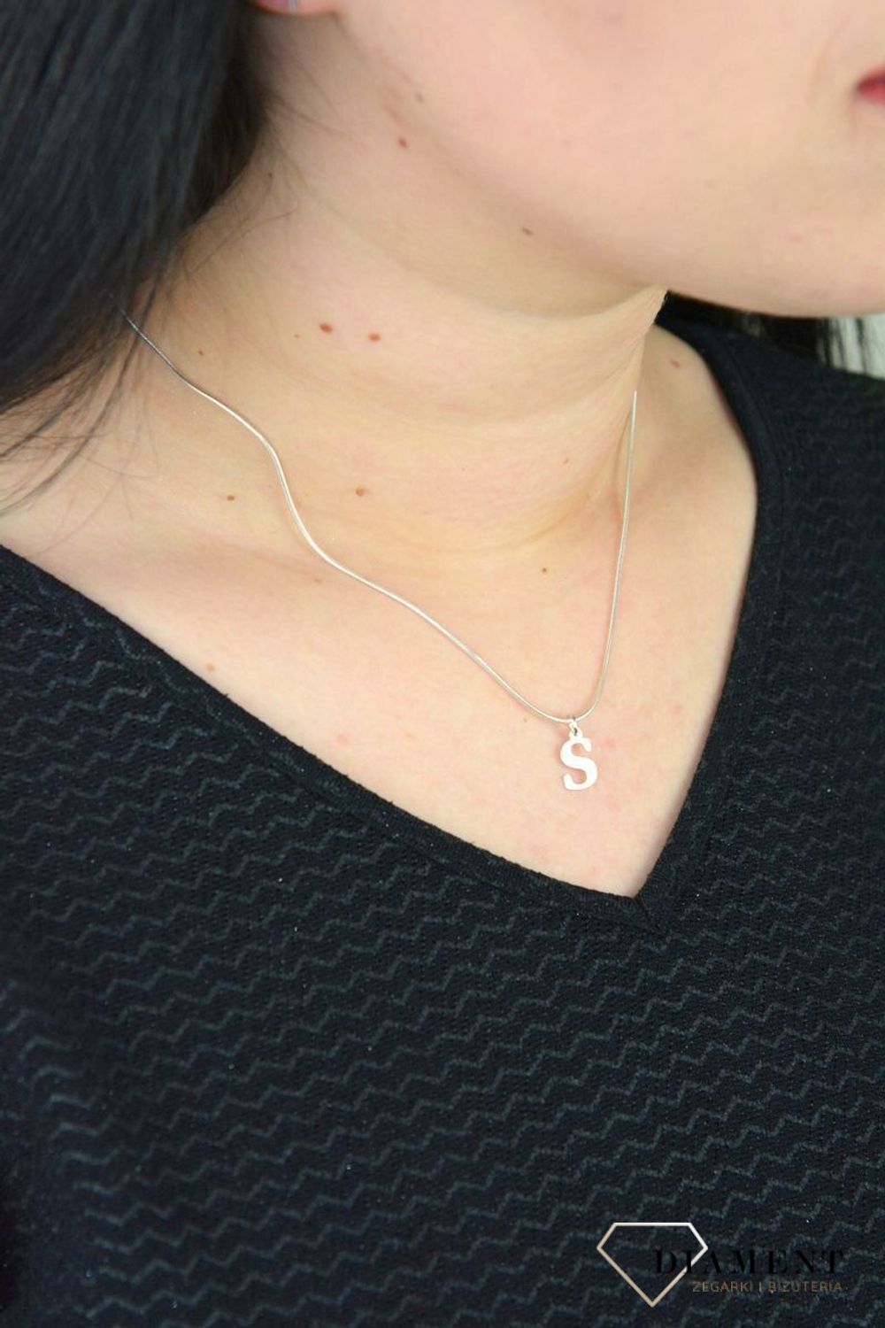 Srebrna zawieszka literka S 1 cm, 925 DIA-ZAW-4611S-925.jpg