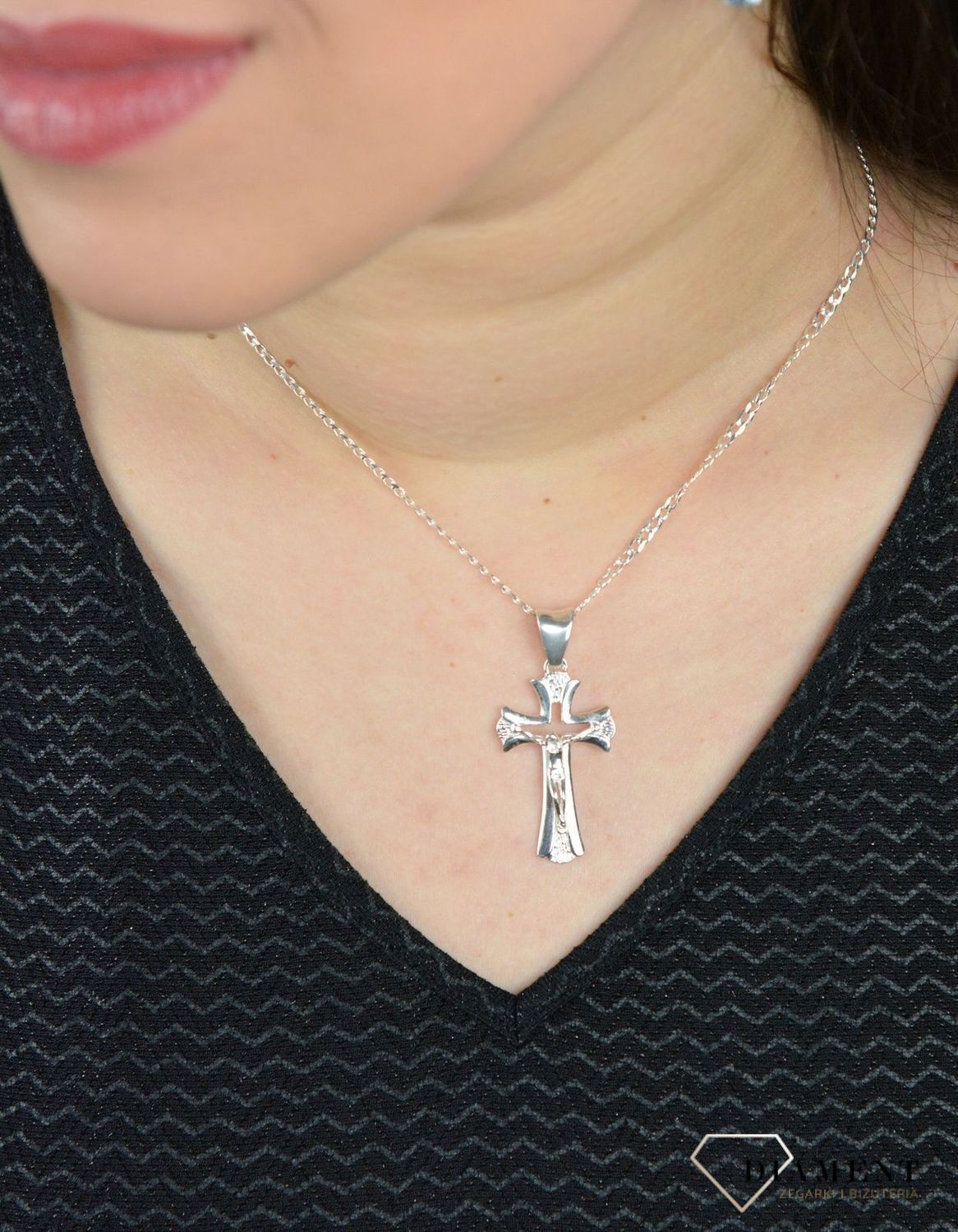Zawieszka srebrny krzyżyk DIA-ZAW-4614-925.jpg